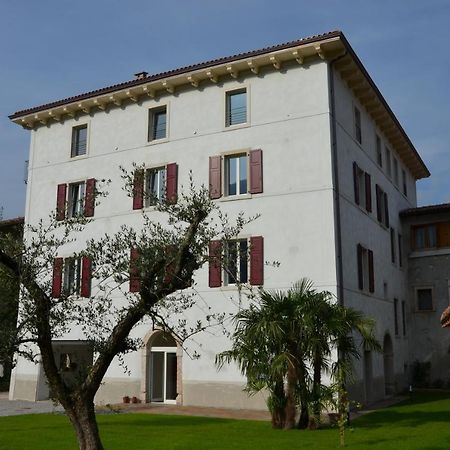 Palazzo Oltre Arco Exterior foto
